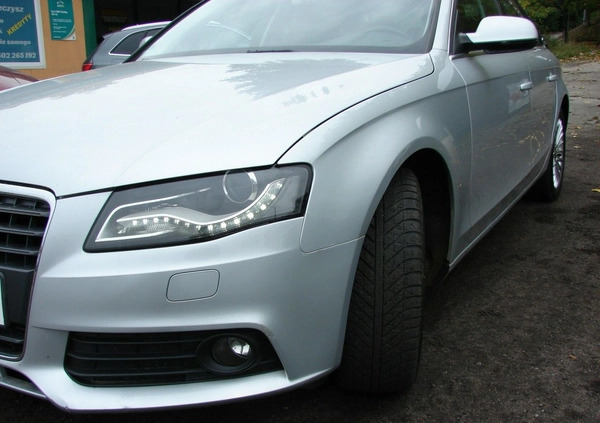 Audi A4 cena 38900 przebieg: 136000, rok produkcji 2010 z Ostrowiec Świętokrzyski małe 326